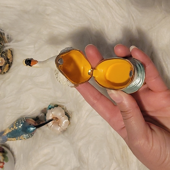 Boxes - Picture 3 of 9